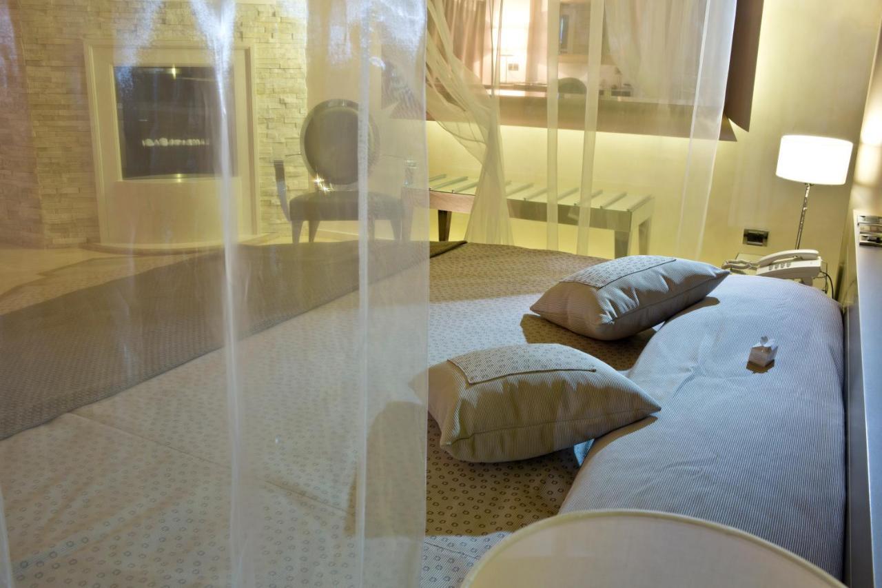 Vip's Luxury & Hotel 4*