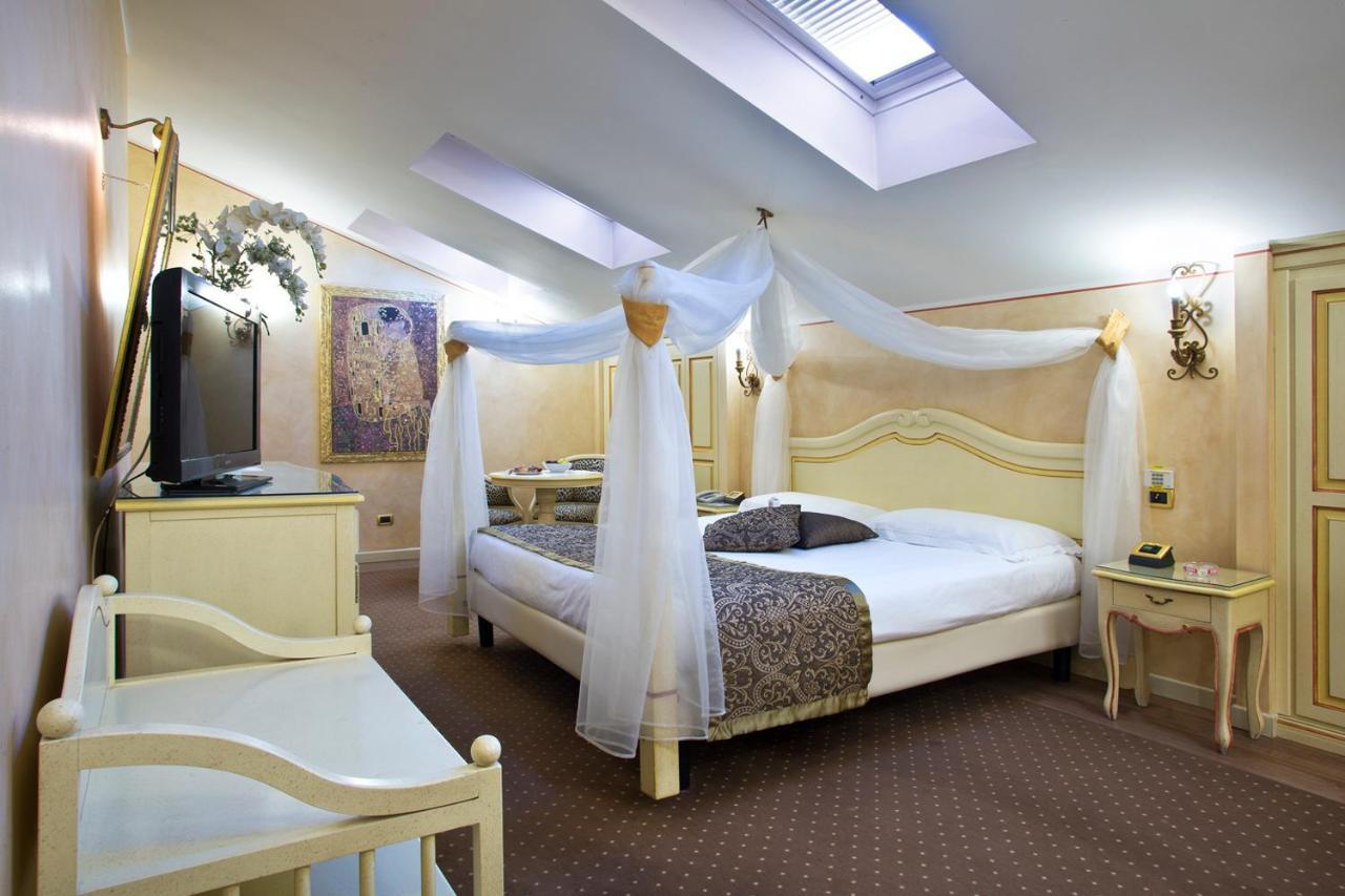 Vip's Luxury & 4* Lonato del Garda